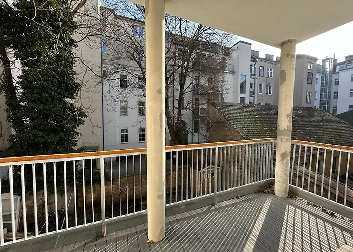 Cozy In 5-monthly Only