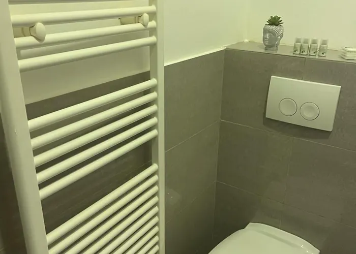 Apartment Cozy In 5-monthly Only Vienna